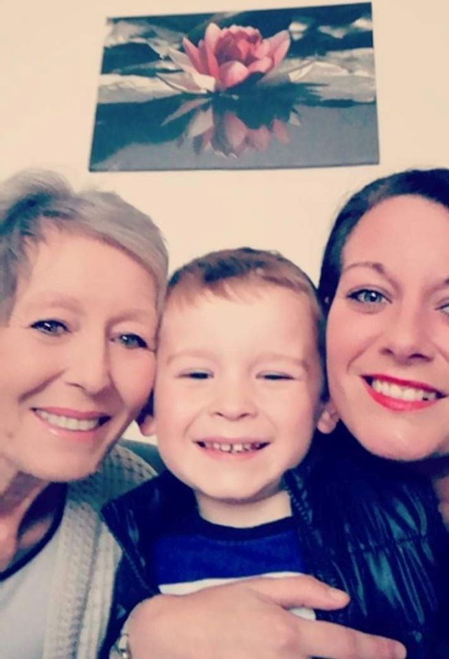  Maureen Cherry accidentally gave her four-year-old grandson Kielan a fake-tan beard after wiping his mouth with the tanning wipes, leaving mum Nikki shocked