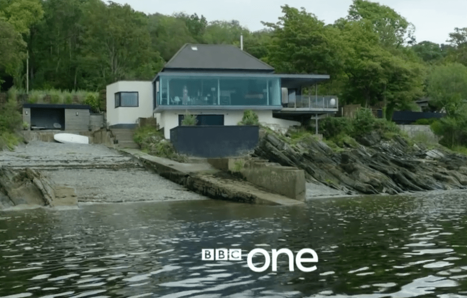  The series stars Line of Duty actor Martin Compston and Sophie Rundle as the besotted couple who live in a beautiful house by a lake outside of Glasgow