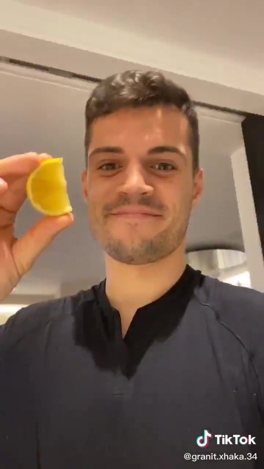  Granit Xhaka decided to test whether his baby girl liked lemon