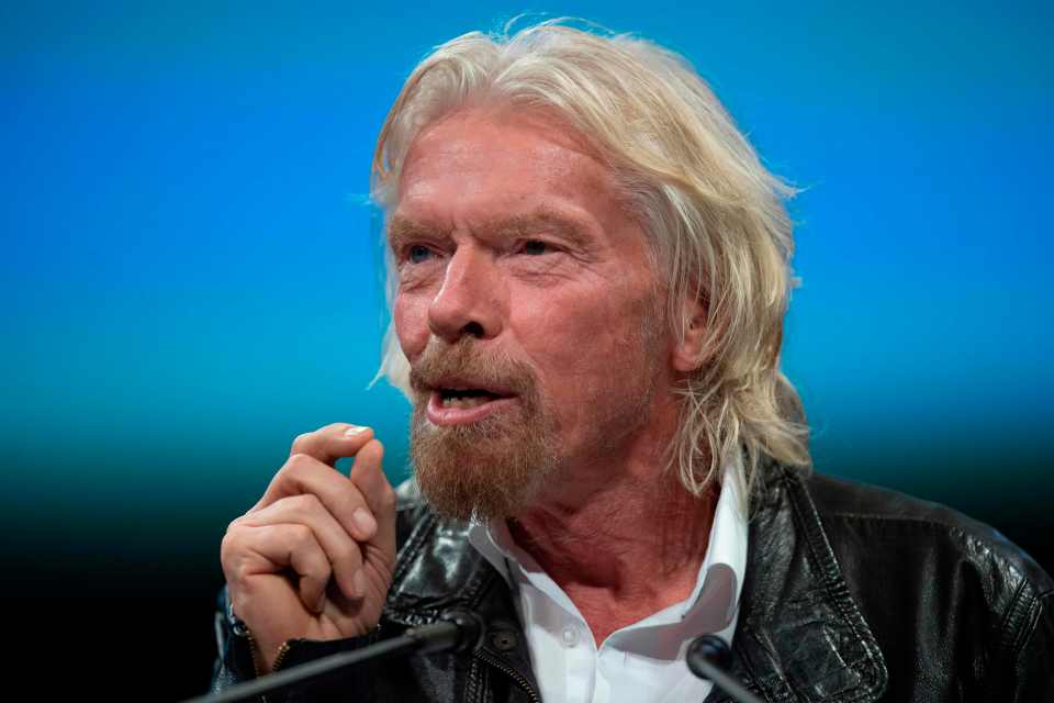  Sir Richard Branson is trying to persuade the government for a bailout to save Virgin Atlantic