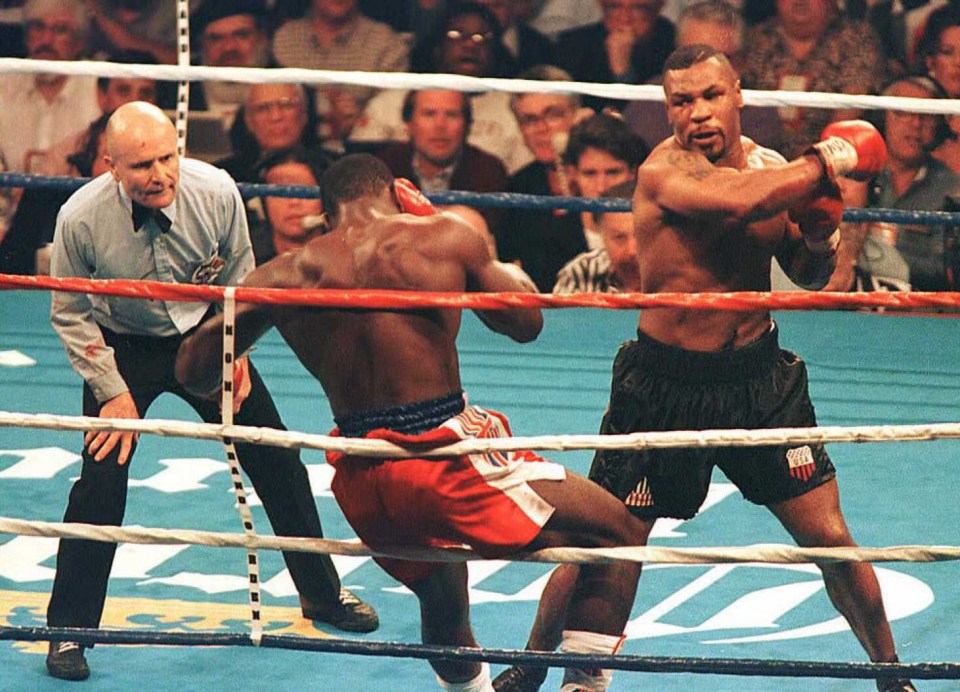 Mike Tyson, knocking out Frank Bruno, says he would need to stay on the front foot against bigger man Tyson Fury – and keep moving