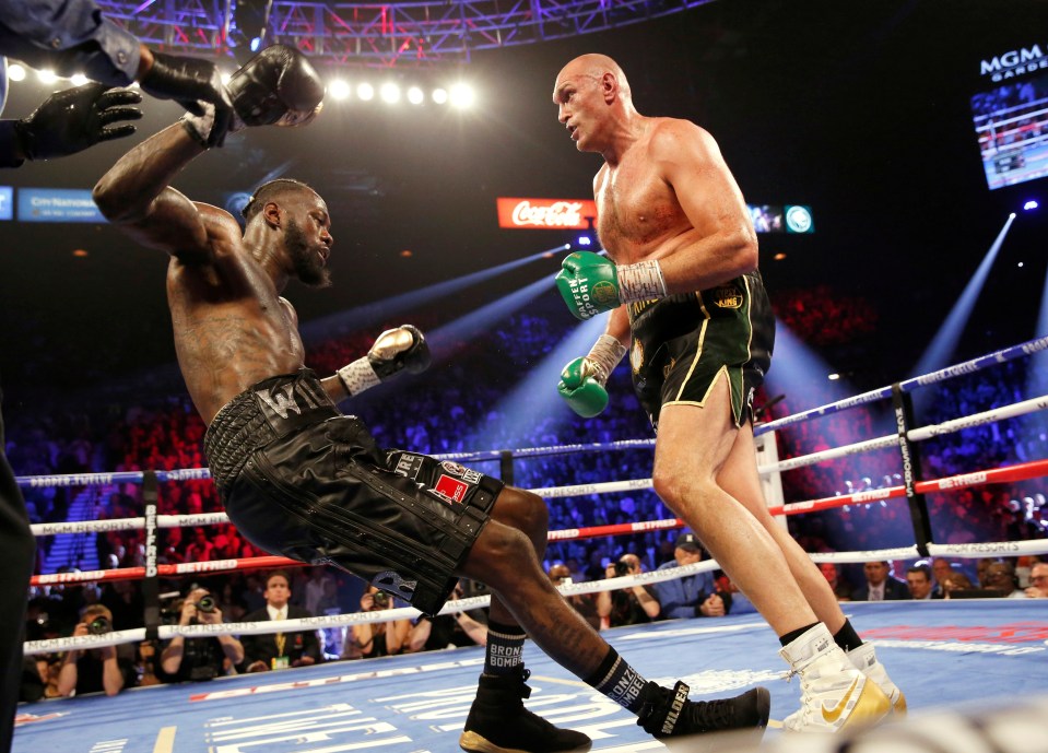  Deontay Wilder has revealed he suffered a bicep injury during his battering by Tyson Fury