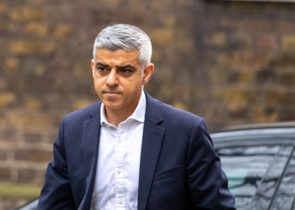  Sadiq Khan sealed a deal with the Government for a bailout package