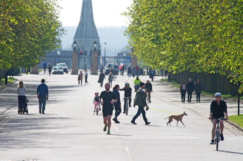 Brits enjoy the sunshine in Greenwich today