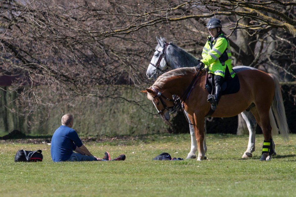 Mounted officers in Greenwich as Brits are told to obey lockdown rules