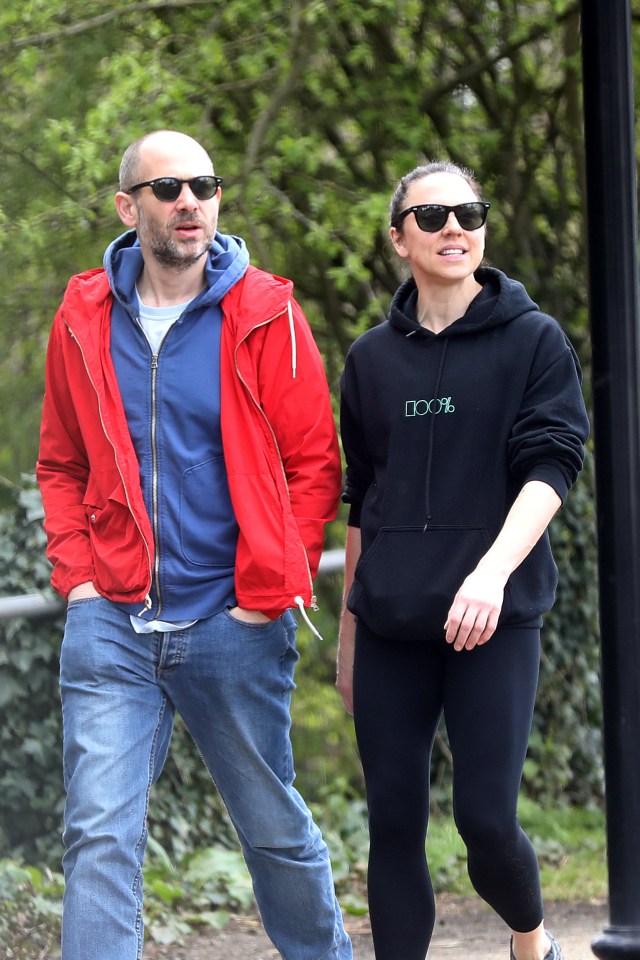  Mel C enjoyed a stroll with boyfriend Joe Marshall