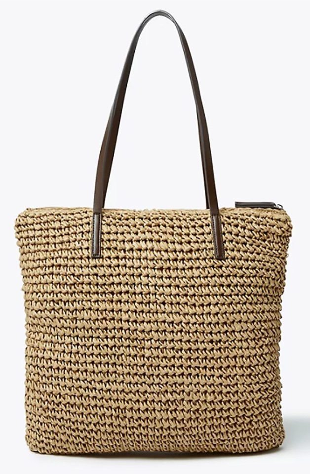  Compliment your summer look with a simple straw bag