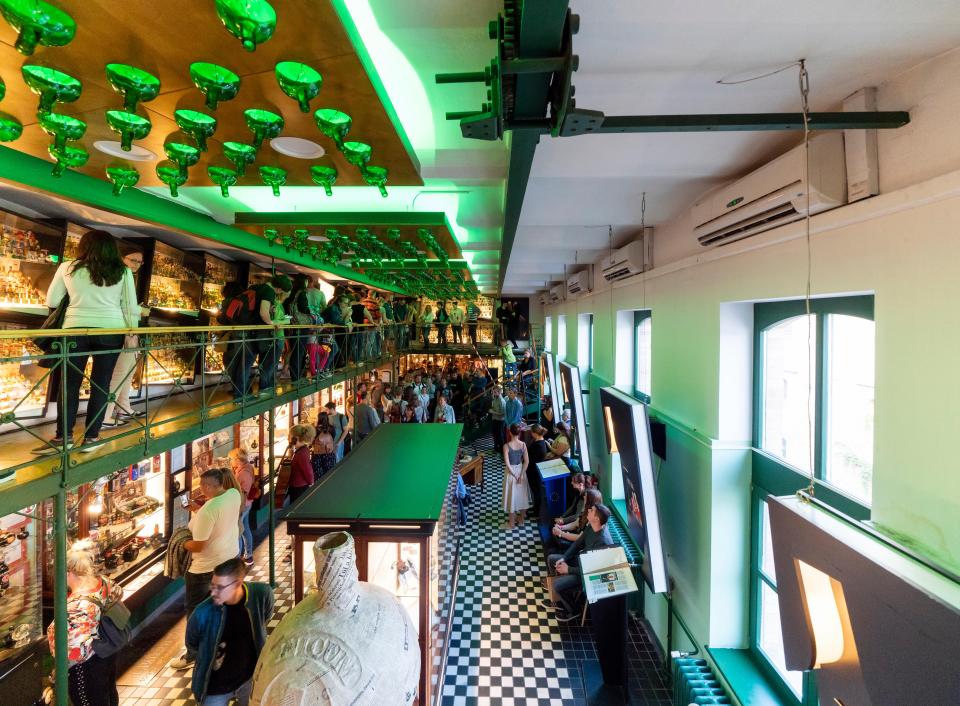  You should visit the capital's famous ruin bars such as Szimpla Kert, a mix of shabby antiques with a cosmopolitan party vibe