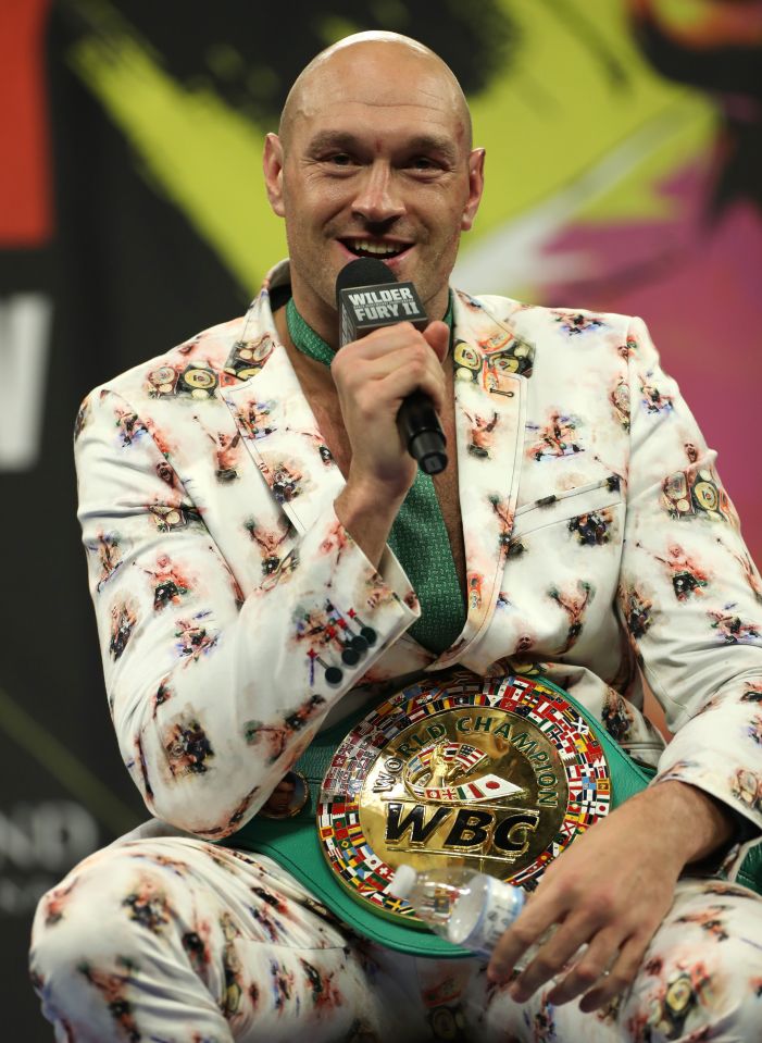  WBC champion Tyson Fury remains unbeaten after 31 fights