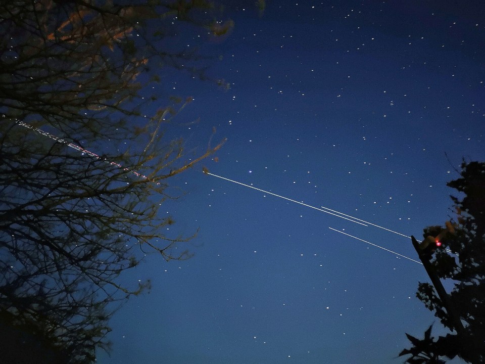 UK stargazers snapped pictures a Starlink display last month