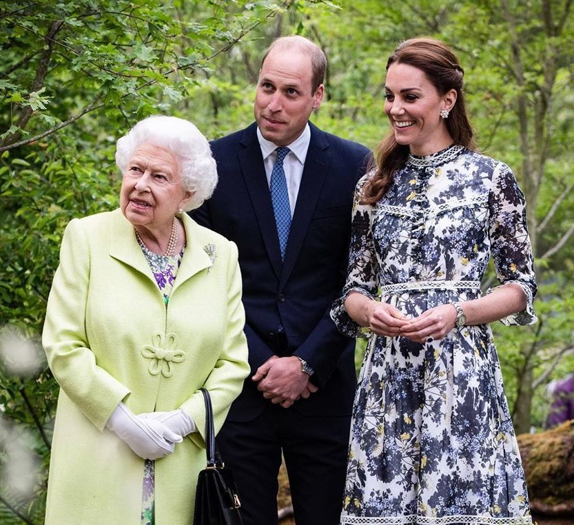  The Duke and Duchess of Cambridge pictured with the Queen at the Chelsea Flower Show