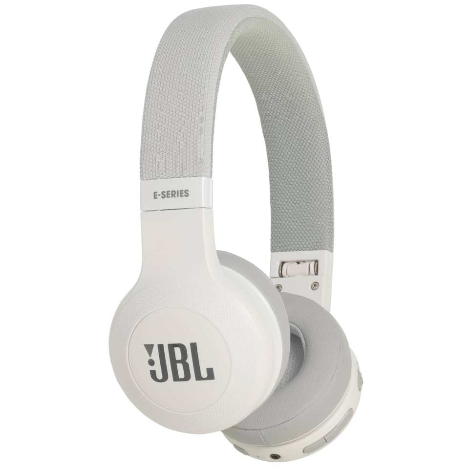  Save £40 from B&M when you grab these JBL Bluetooth headphones