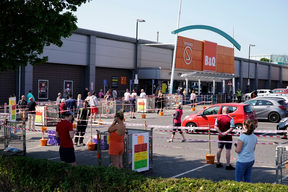  Brits are queuing outside the B&Q store in Basildon today