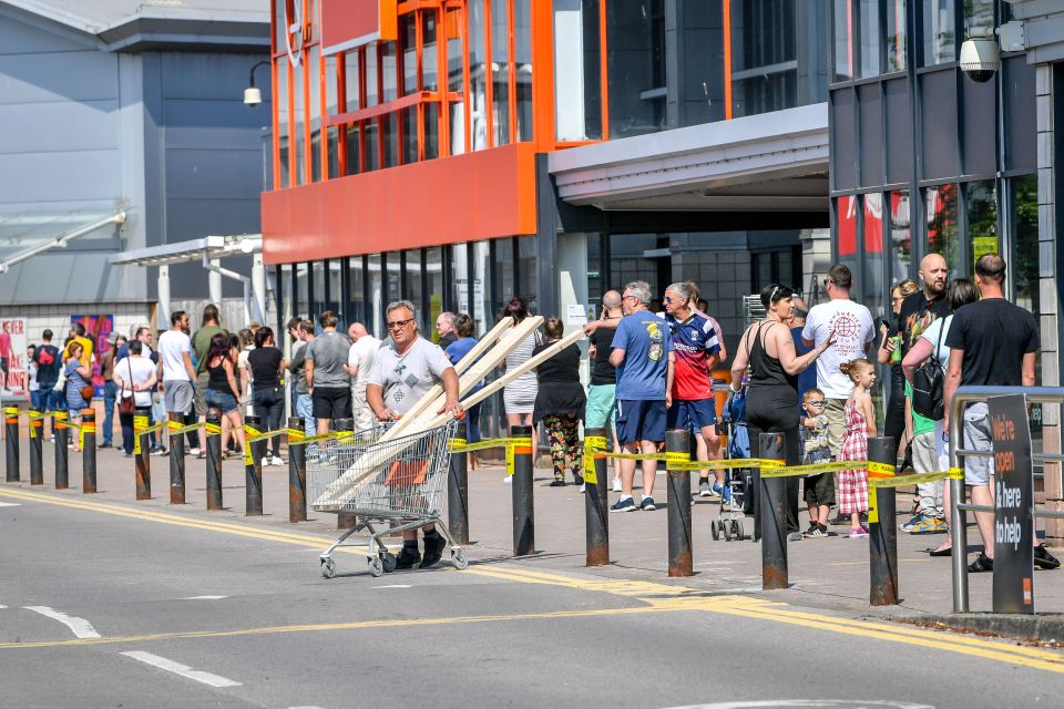  B&Q is allowed to open but not garden centres - I thought B&Q WAS a garden centre