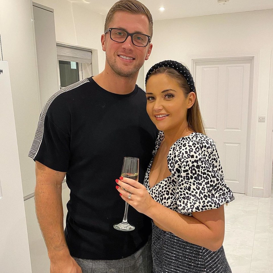  Her marriage with Dan Osborne is on the rocks with a split seeming definite