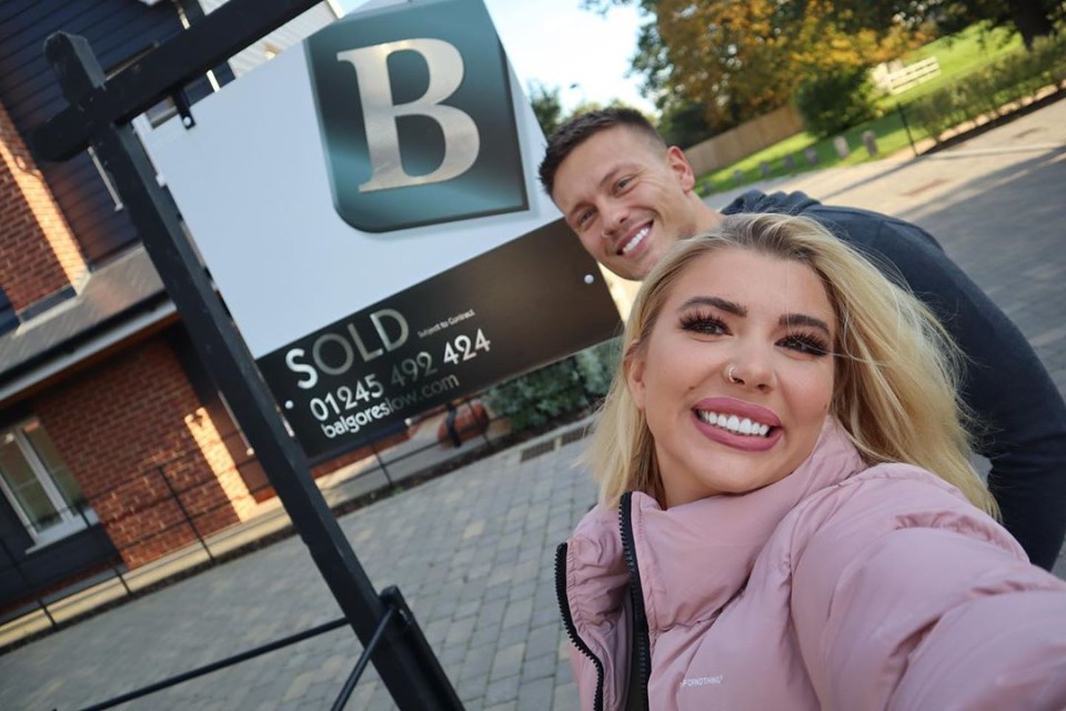  Olivia and Alex found love and new careers out of Love Island