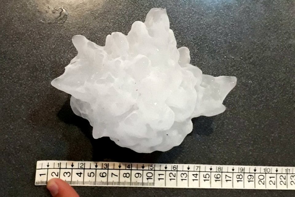 Scientists believe that a fallen hailstone found after a thunderstorm in Argentina could have measured 9.3in