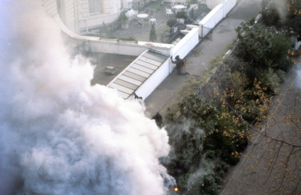 The soldiers also triggered smoke canisters on the ground to further confuse the gunmen inside the embassy