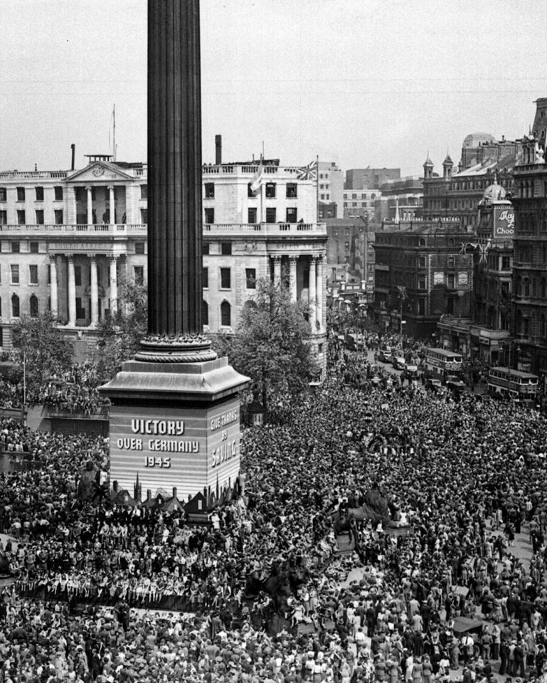  Hundreds of thousands of Londoners took to the streets to celebrate the end of the Second World War in Trafalgar Square 75 years ago