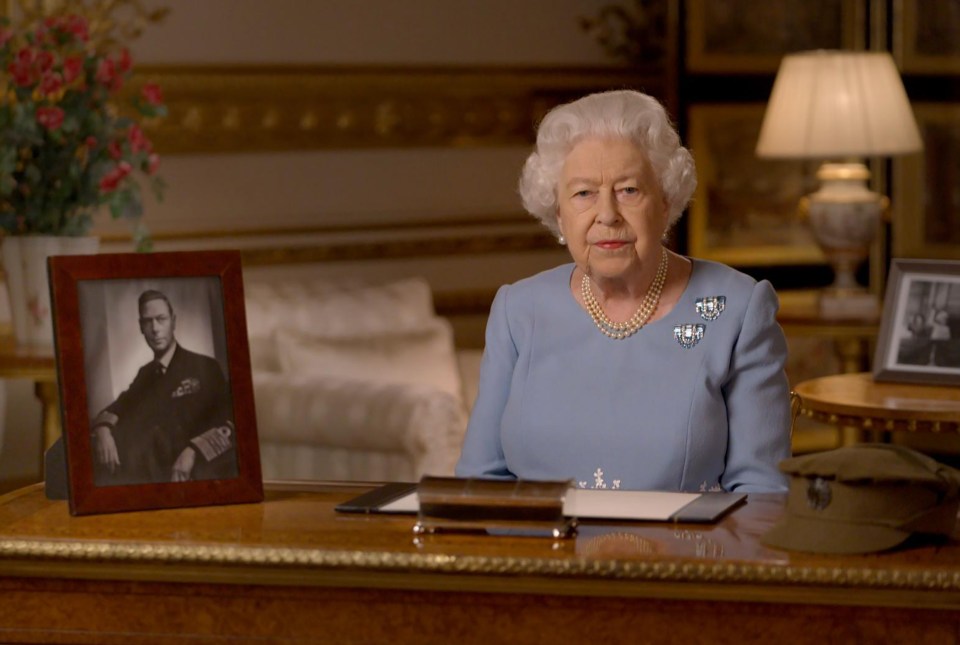  Her Majesty, 94, told lockdown Brits to 'never give up, never despair'