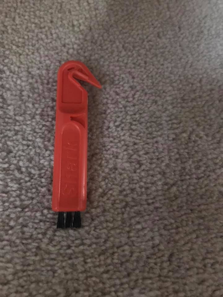  The hidden tool help clean the inside of the hoover with ease