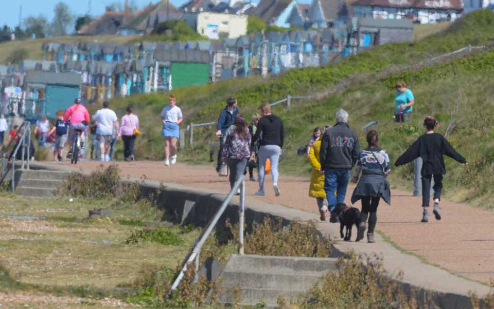 Tourists and residents enjoy the warm weather in the Kent coast