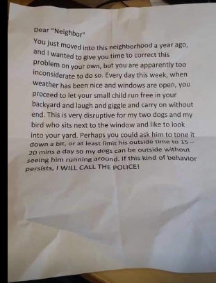 Twitter user @HinemanBobbie shared a note she claimed she received from a neighbour