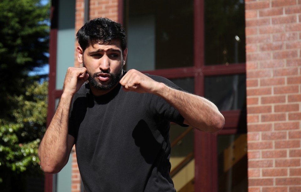 Amir Khan will not return to the ring until fans are allowed back into arenas