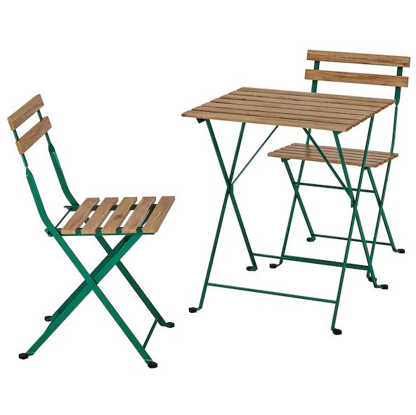 A cheap and cheerful outdoor set from Ikea