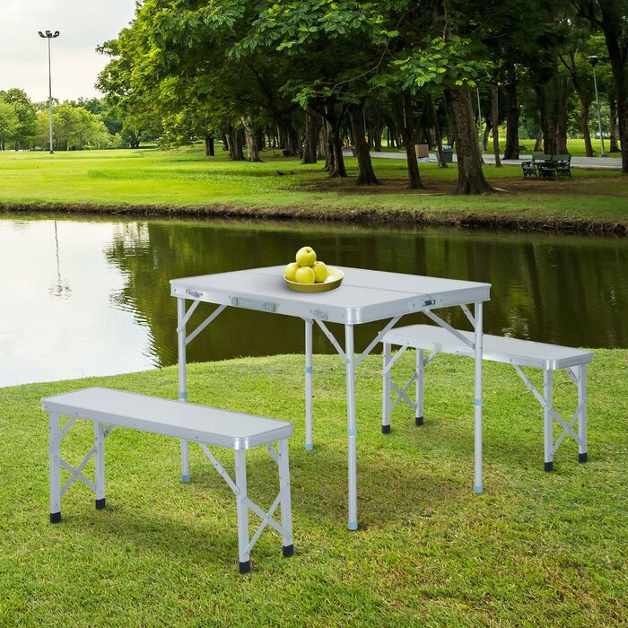 Update your garden space with this minimalist set