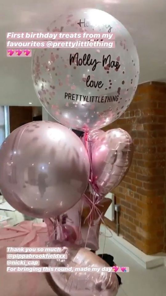  Molly-Mae received several pink and personalised balloons