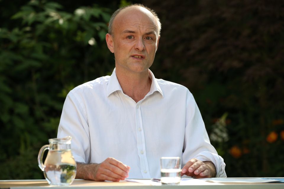  Dominic Cummings speaking at Downing Street