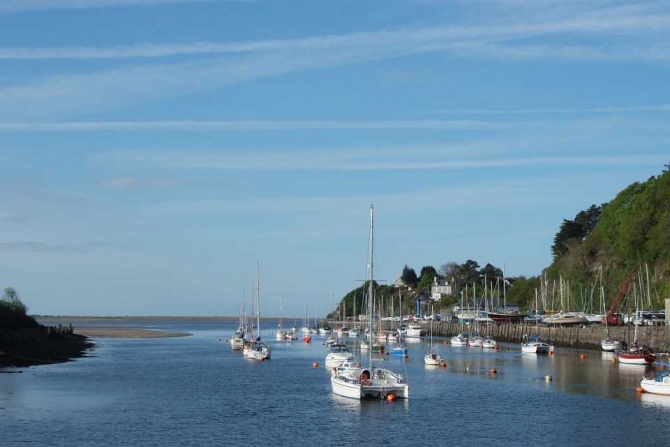 Cei Ballast is a tidal island made more than 200 years ago