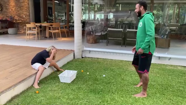  Neymar then hilariously switched it up by throwing an egg