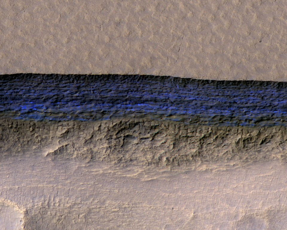 Steep slopes on Mars reveal underground ice (highlighted in blue) hidden below