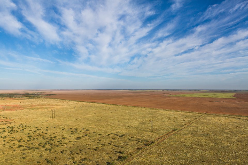  Kroenke's estate stretches as far as the eye can see