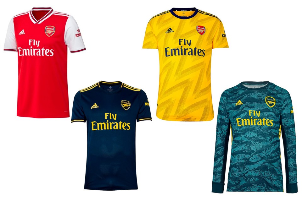  You can get up to 50% off on Arsenal kits and accessories right now.