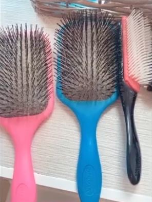 Mrs Hinch revealed she hadn’t cleaned her brushes in five weeks