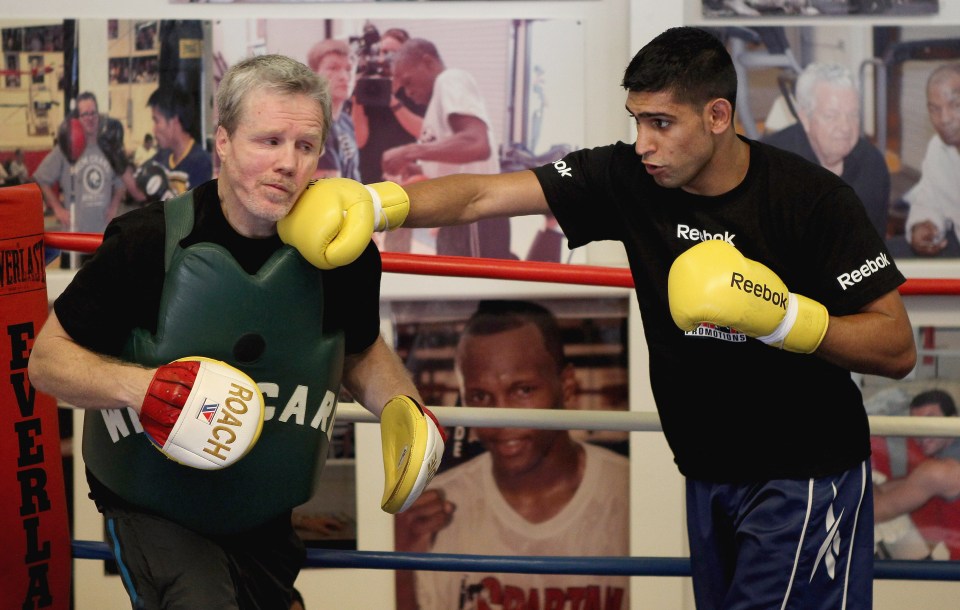 Khan was accused of being KO’d by Pacquiao in sparring at Roach’s gym