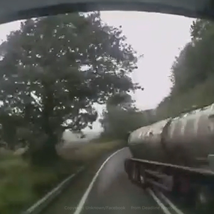 The fuel tanker misjudges the bend as it drove with speed