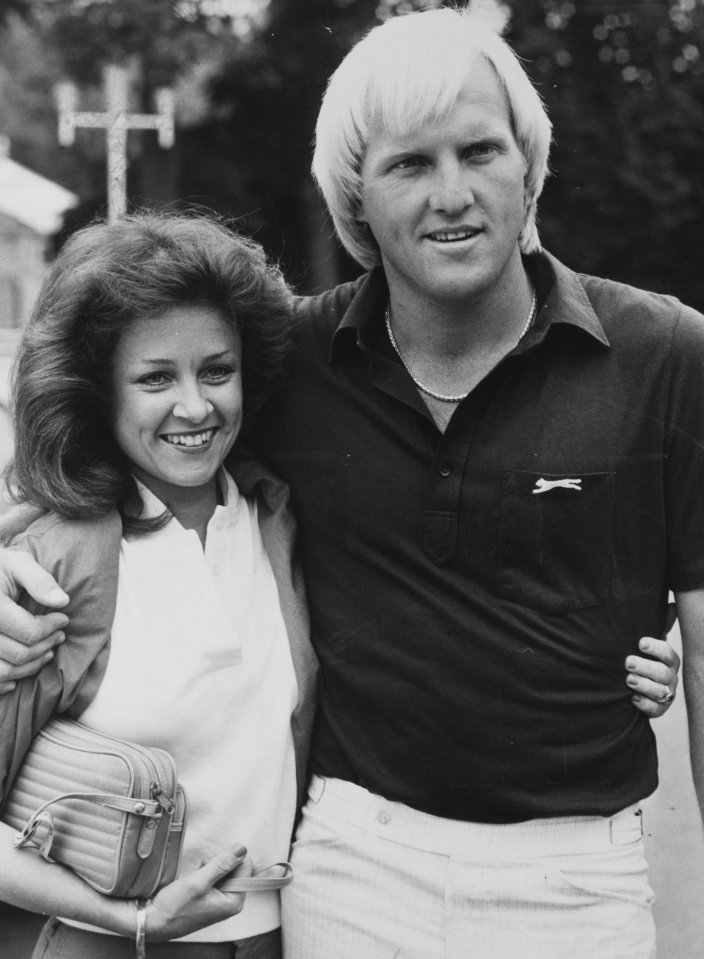  Greg Norman was married to Laura Andrassy for 22 years before their divorce