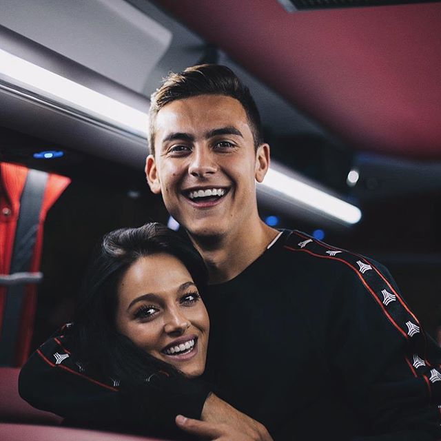 Pop star Oriana lives in Turin with Paulo Dybala