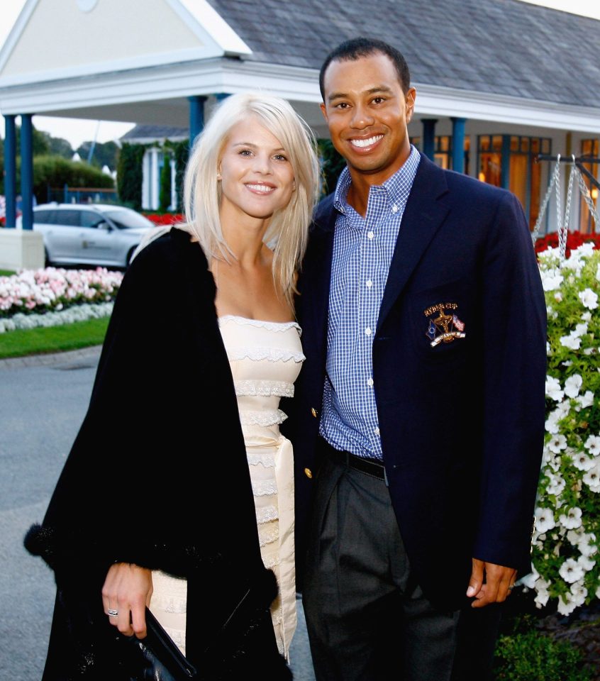  Elin Nordegren allegedly caught Woods texting one of his mistresses