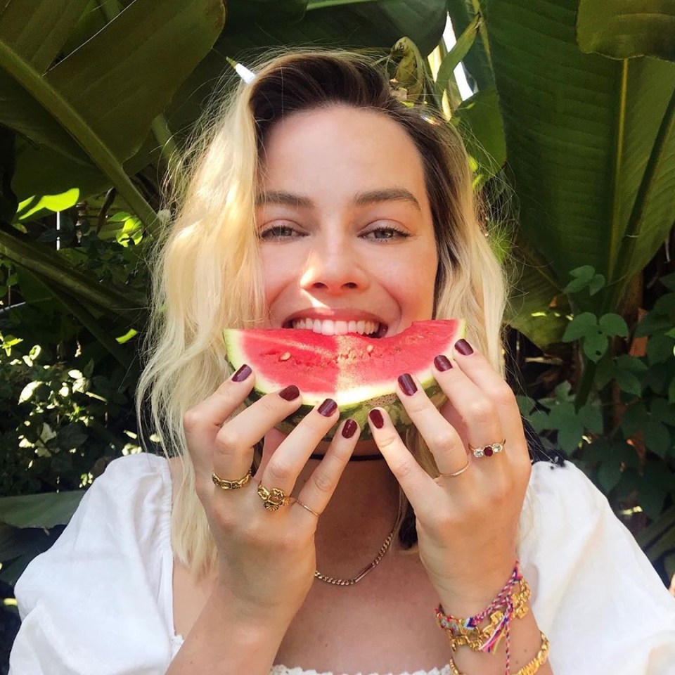 Margot Robbie, 29, posed with a watermelon and earned herself over two million likes