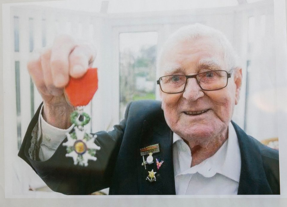  D Day hero Derek Francis Coyle, 93, was awarded France's highest military honour, the Legion d'honneur