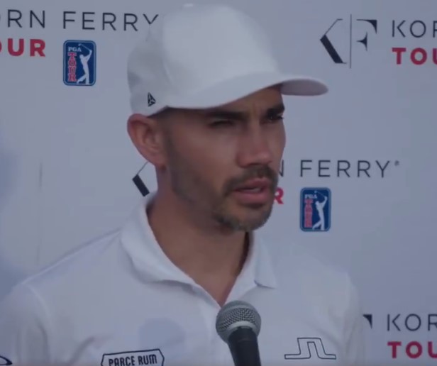  Camilo Villegas was in tears as he revealed the details of his daughter's fight with cancer