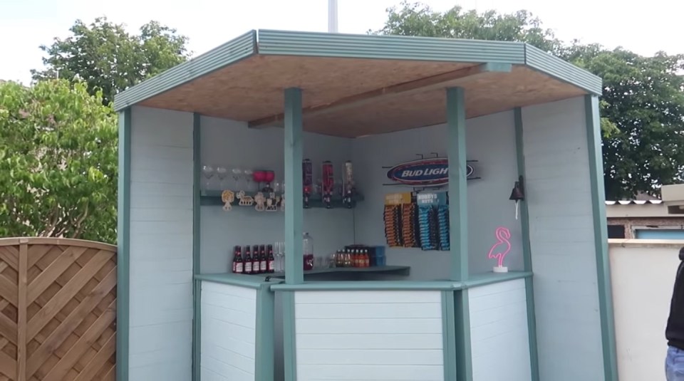 The family built the bar from scratch in just three days 