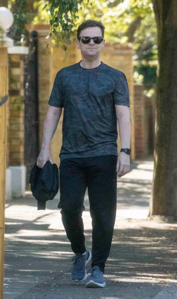  Dec showed off his new hair cut on a walk with wife Ali