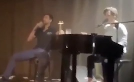  Djokovic also performed a duet on stage