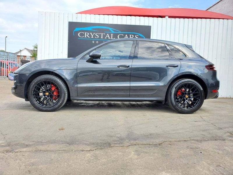 A mystery Southampton star has put his Porsche Macan up for sale